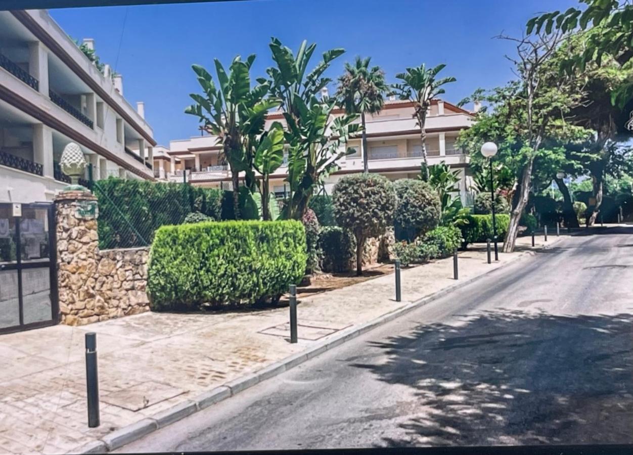 Marbella Pleasant Duplex By Elviria Las Dunas Beach المظهر الخارجي الصورة